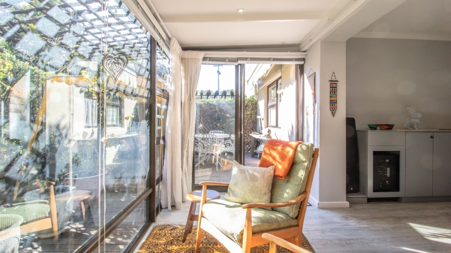 2 Bedroom Property for Sale in Pinelands Western Cape
